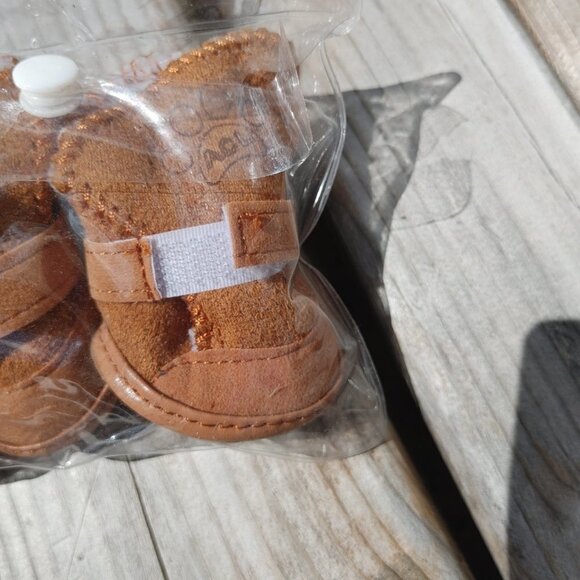 ACL Dog Shoes Booties Winter Boots Faux Suede Moccasins Style Adjustable… - Picture 4 of 4